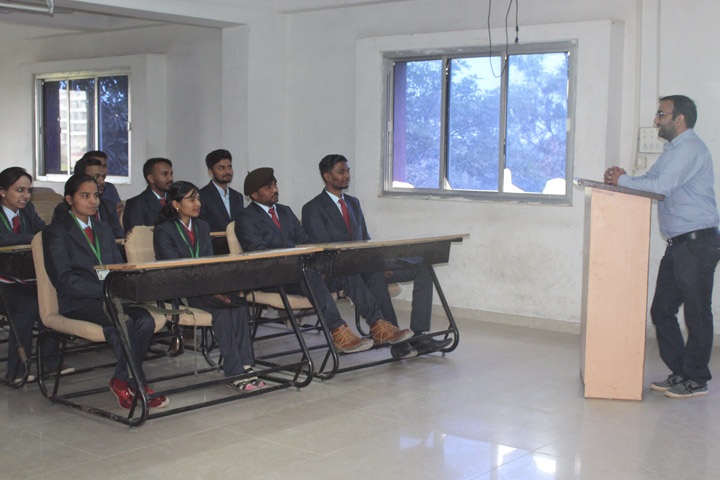 https://cache.careers360.mobi/media/colleges/social-media/media-gallery/9790/2020/10/1/Classroom of DL Patel Institute of Management and Technology MBA College Vidhyanagari_Classroom.jpg